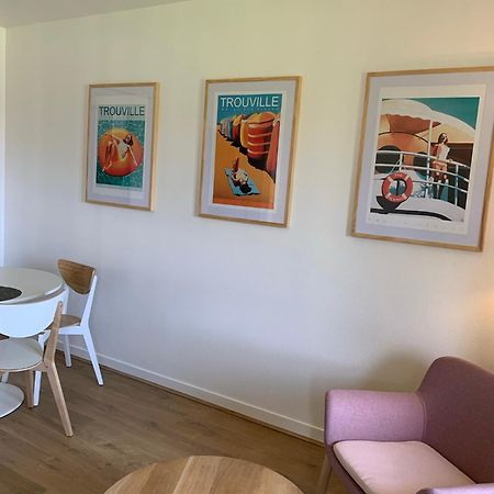 L'Appartement Vue Mer De La Villa Des Rosiers - Trouville Sur Mer Bagian luar foto
