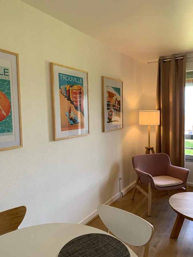 L'Appartement Vue Mer De La Villa Des Rosiers - Trouville Sur Mer Bagian luar foto