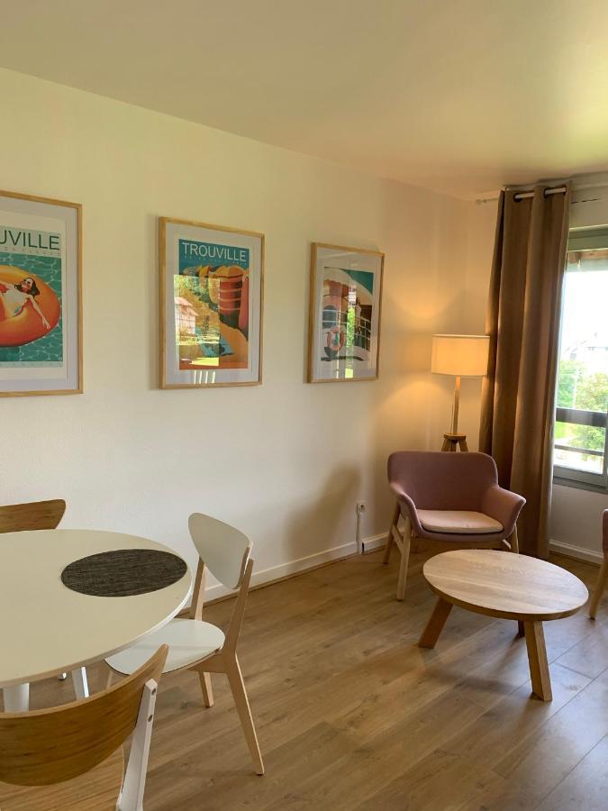 L'Appartement Vue Mer De La Villa Des Rosiers - Trouville Sur Mer Bagian luar foto