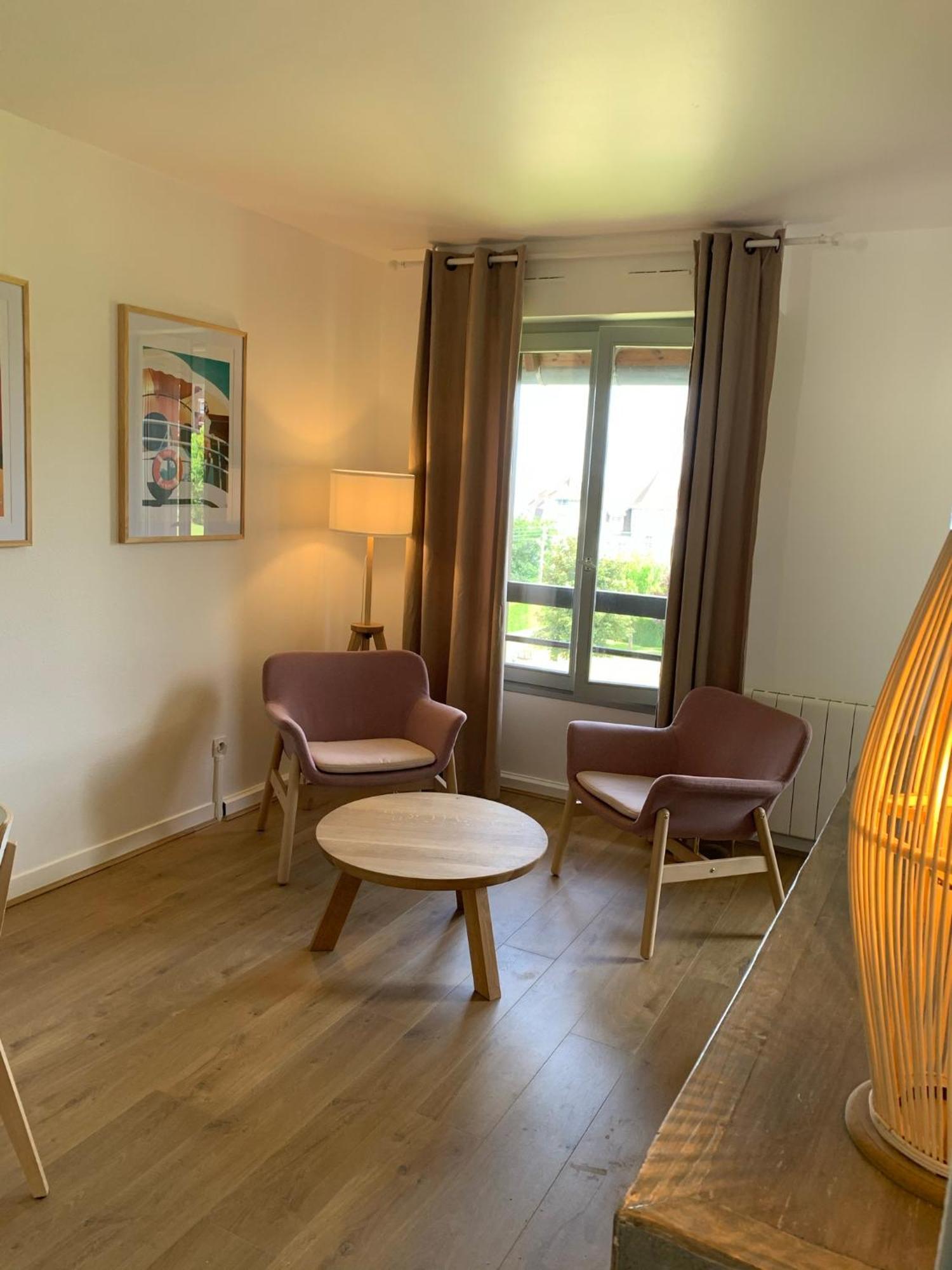 L'Appartement Vue Mer De La Villa Des Rosiers - Trouville Sur Mer Bagian luar foto